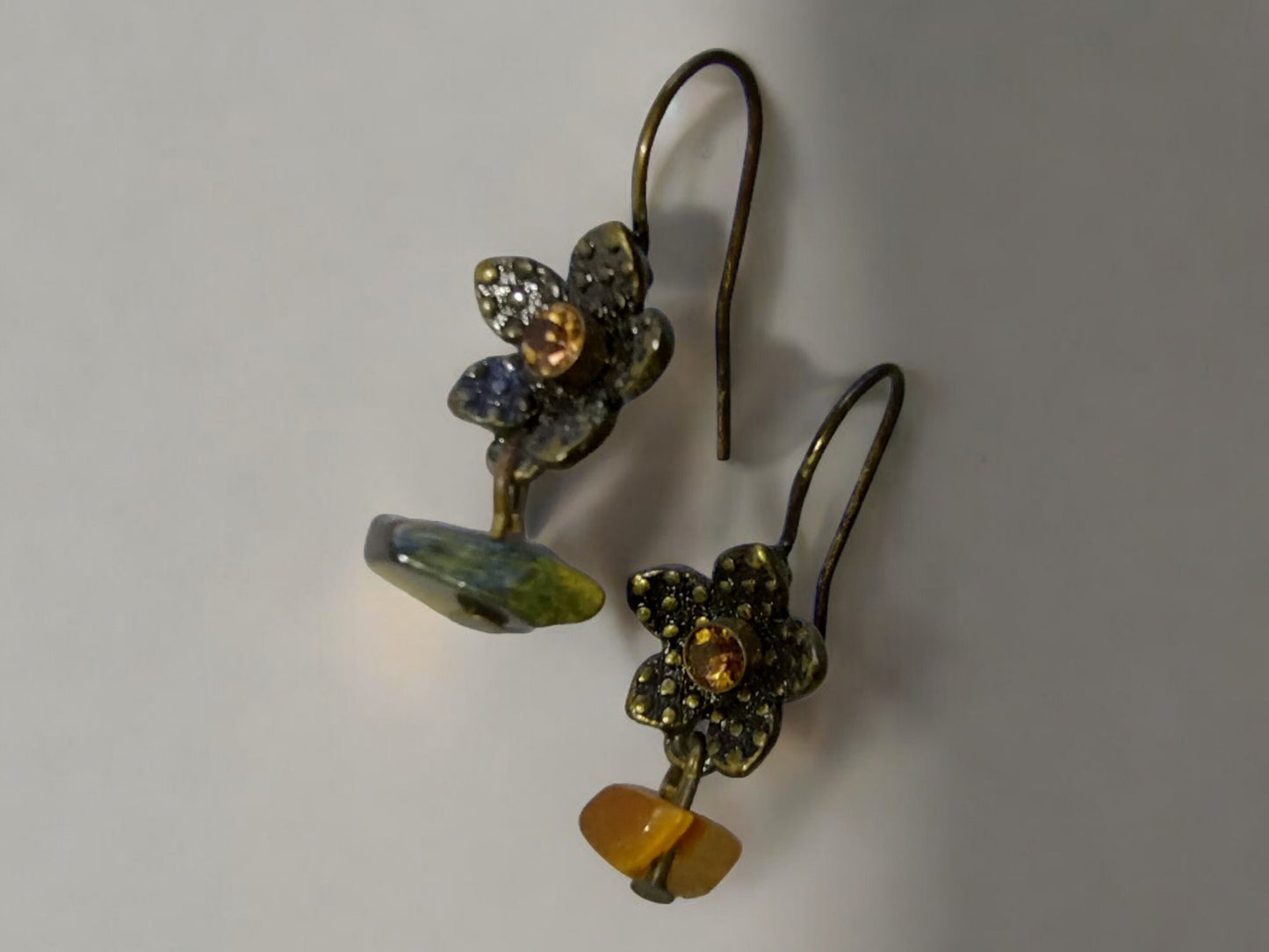 Vintage Avon Drop Flower Earrings