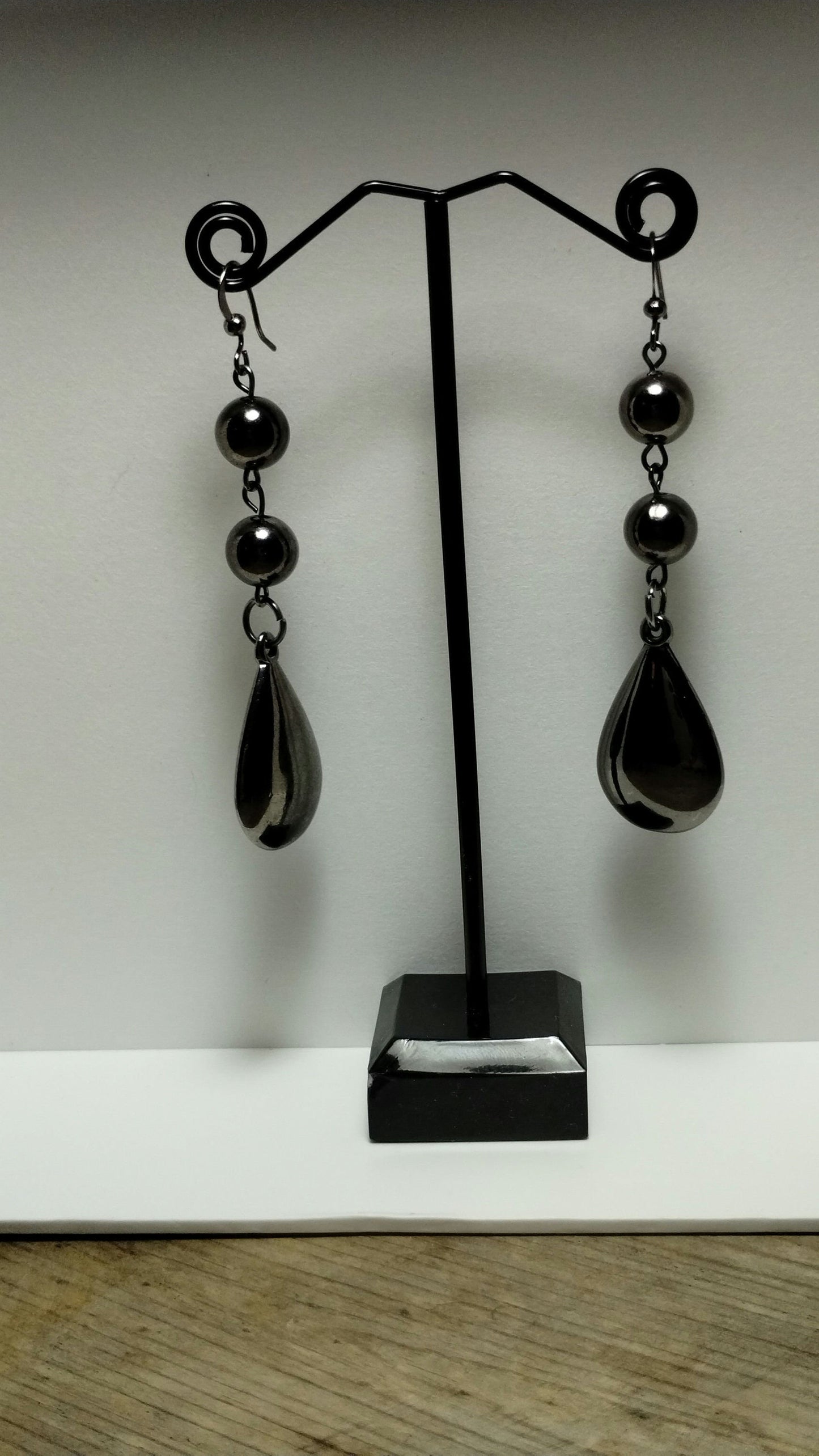 Black Teardrop Long Dangle Earrings