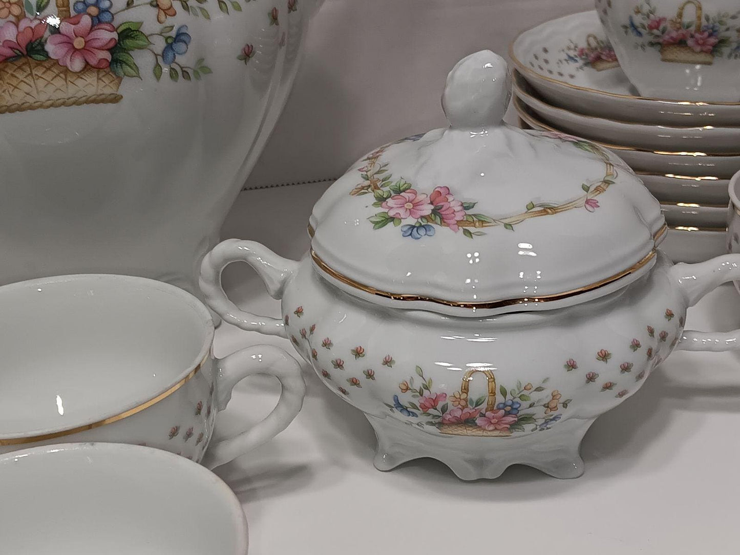 Vintage 27 Piece 12 Place Setting Bidasoa Spain Porcelain Tea Set