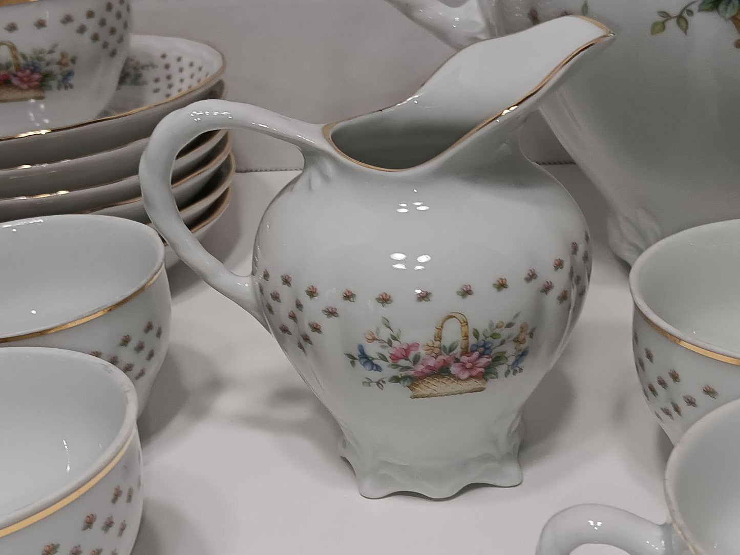 Vintage 27 Piece 12 Place Setting Bidasoa Spain Porcelain Tea Set